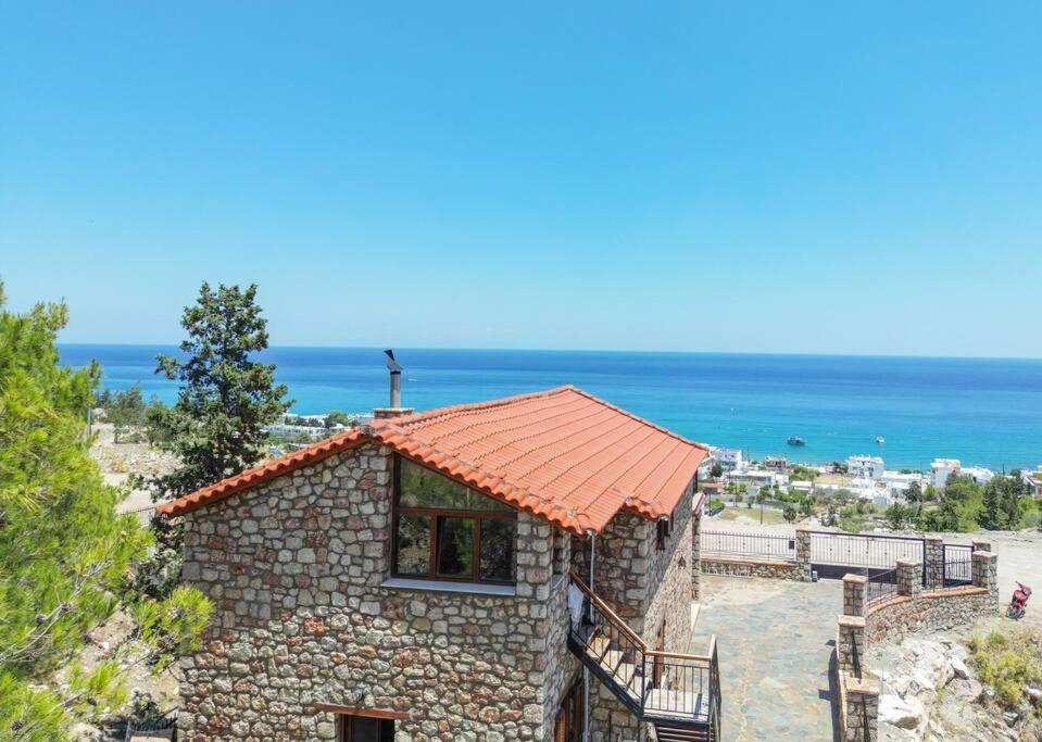 Petronas Land House 2 Villa Archangelos  Buitenkant foto